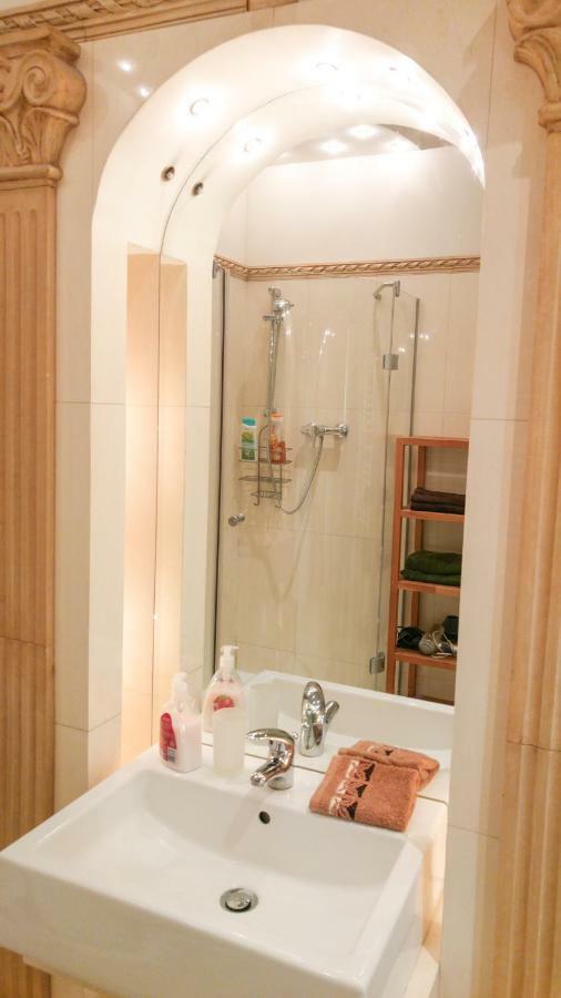 كراكوفيا Krowoderska Apartment المظهر الخارجي الصورة